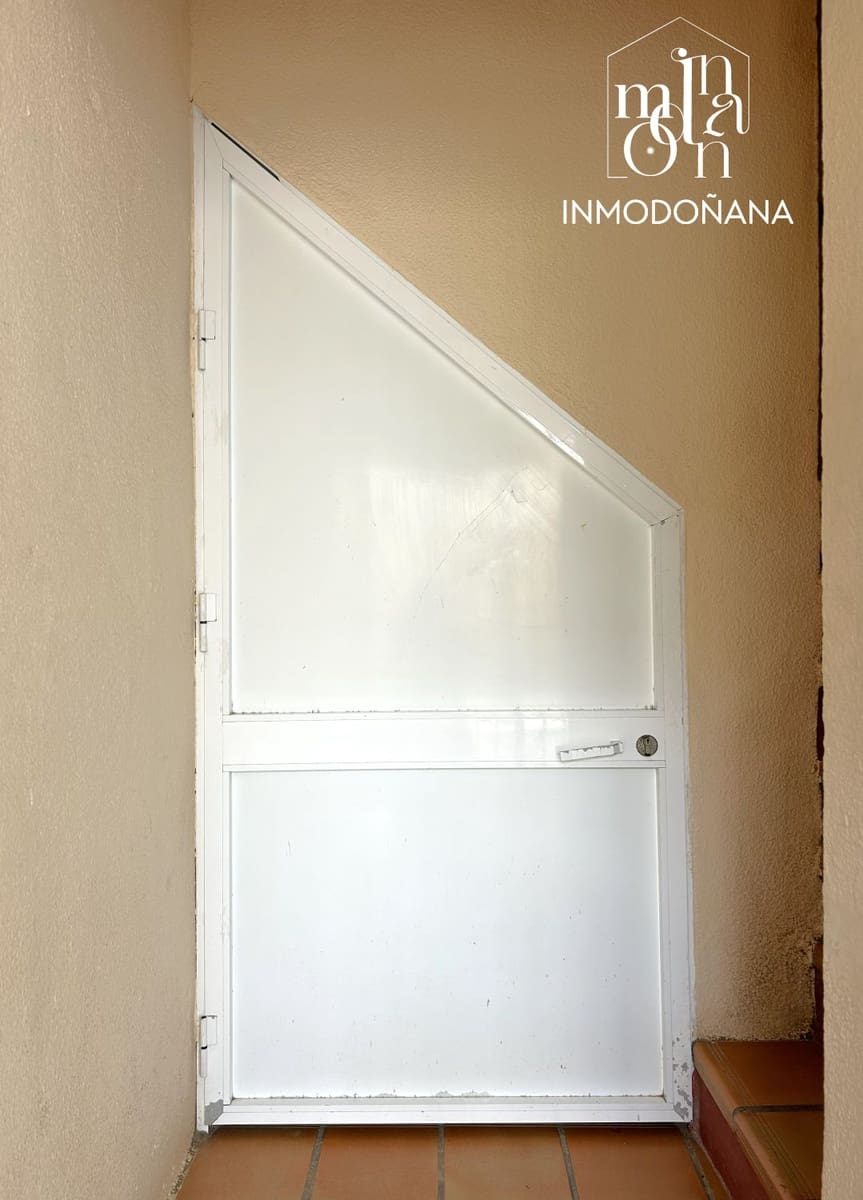 4 bedroom Flat for sale in Matalascanas - € 160,000 (Ref: 9704866)