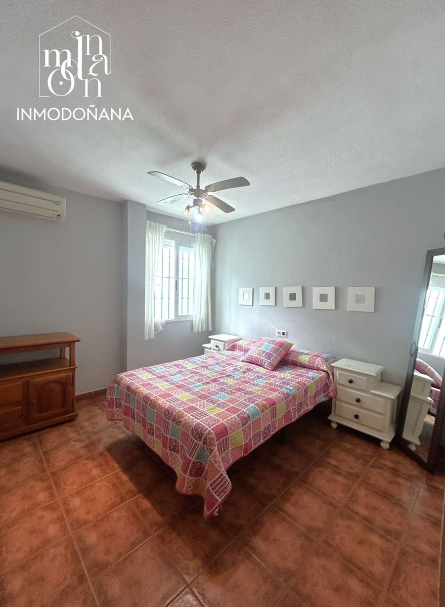 4 bedroom Flat for sale in Matalascanas - € 160,000 (Ref: 9704866)