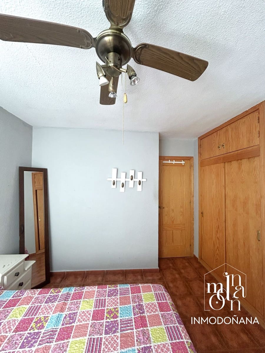 4 bedroom Flat for sale in Matalascanas - € 160,000 (Ref: 9704866)