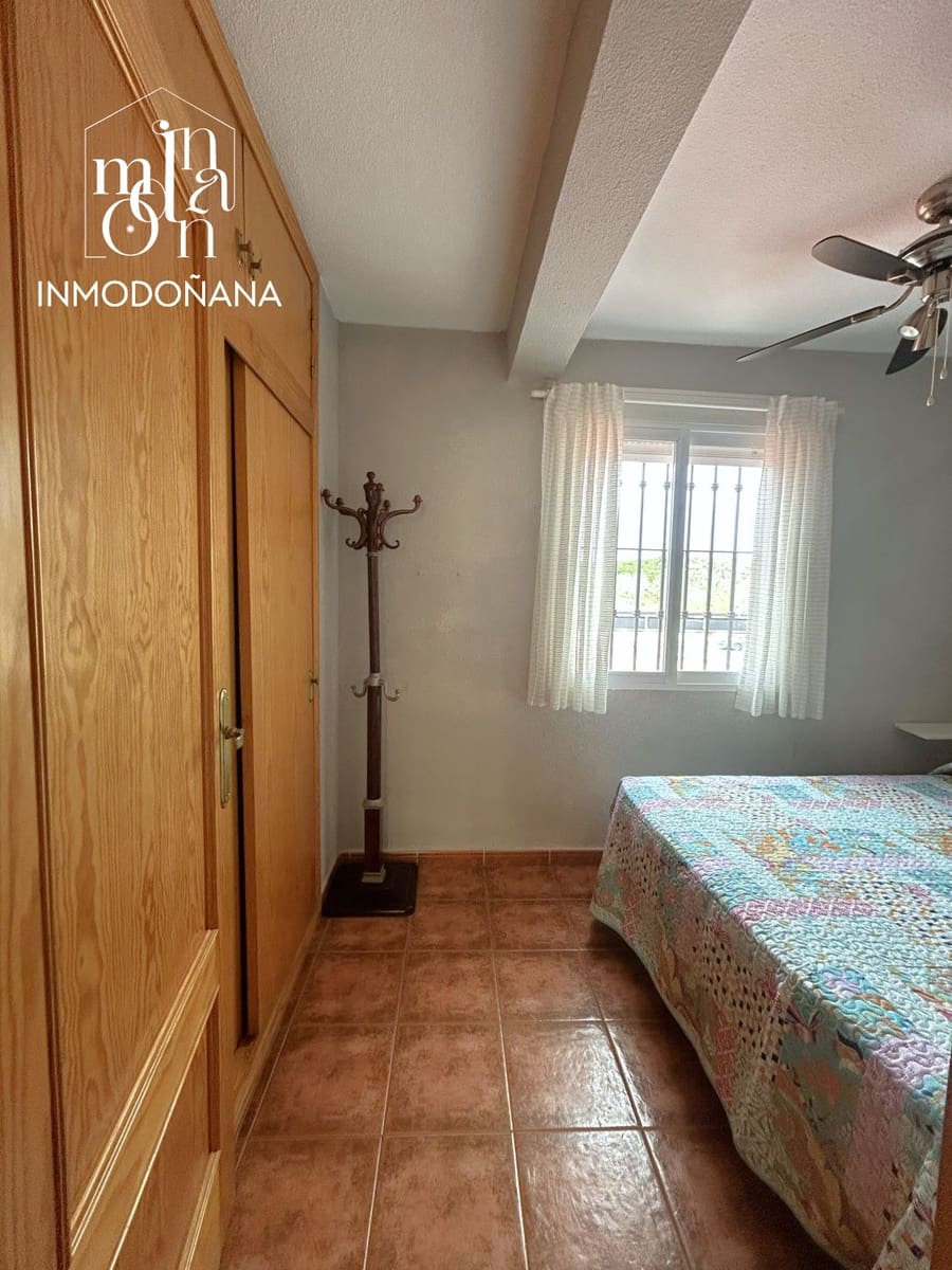 4 bedroom Flat for sale in Matalascanas - € 160,000 (Ref: 9704866)