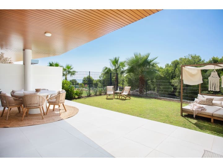 2 soveværelse Lejlighed til salg i Fuengirola med swimmingpool garage - € 695.000 (Ref: 9877056)