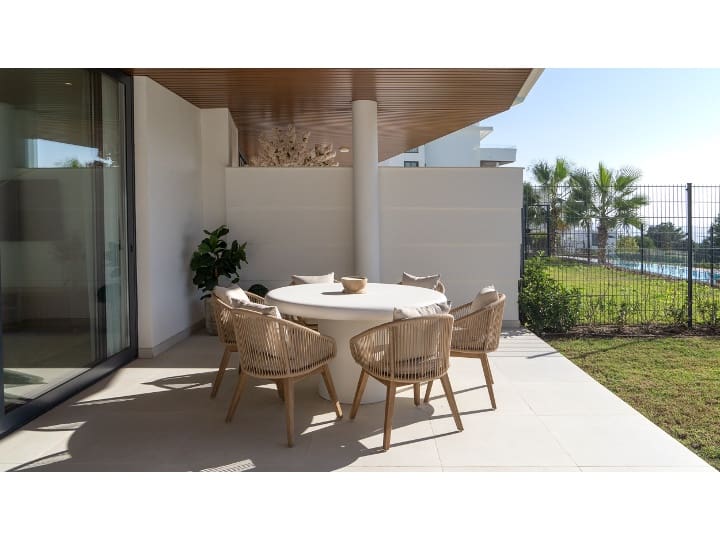 2 soveværelse Lejlighed til salg i Fuengirola med swimmingpool garage - € 695.000 (Ref: 9877056)