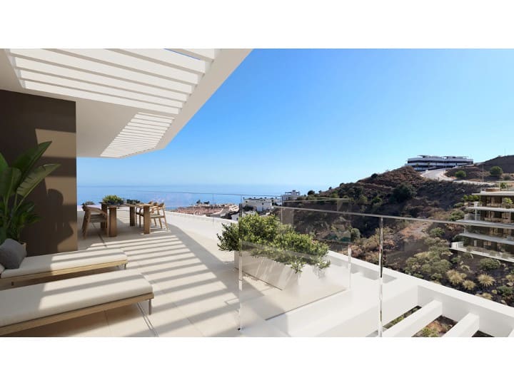 3 bedroom Flat for sale in Rincon de la Victoria with pool garage - € 530,000 (Ref: 9879650)