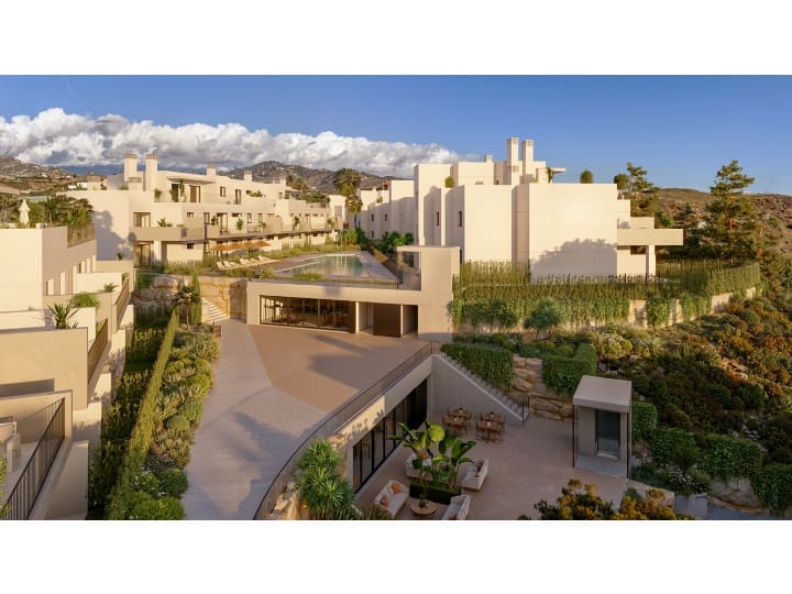 2 chambre Appartement à vendre à Caleta de Velez avec piscine garage - 258 000 € (Ref: 9879673)