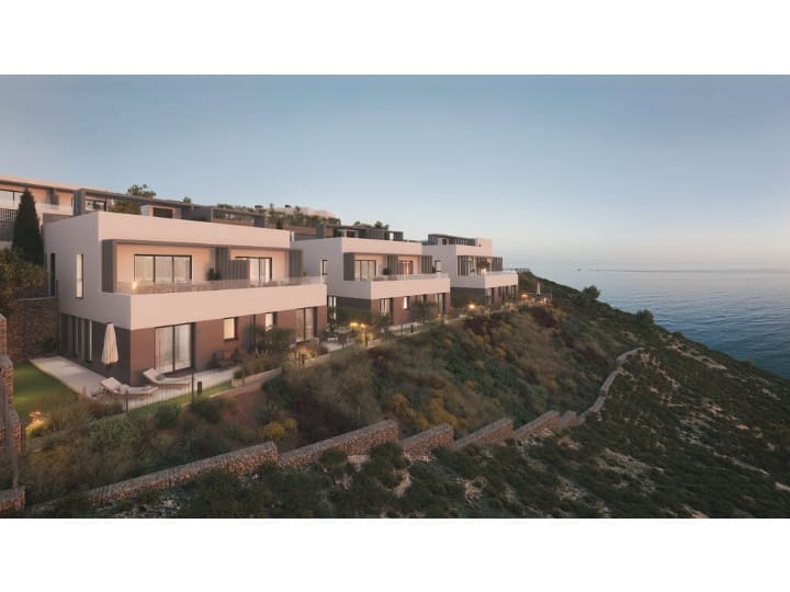 3 sovrum Radhus till salu i Lagos med pool garage - 430 000 € (Ref: 9879737)