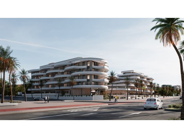 3 bedroom Flat for sale in Malaga city with pool garage - € 476,000 (Ref: 9880280)