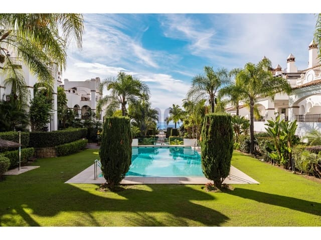 3 sypialnia Mieszkanie na sprzedaż w Sierra Blanca, Marbella z basenem garażem - 990 000 € (Ref: 9941247)
