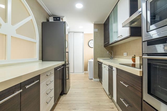 2 chambre Appartement à vendre à Centro, Santa Pola avec garage - 215 000 € (Ref: 10020068)