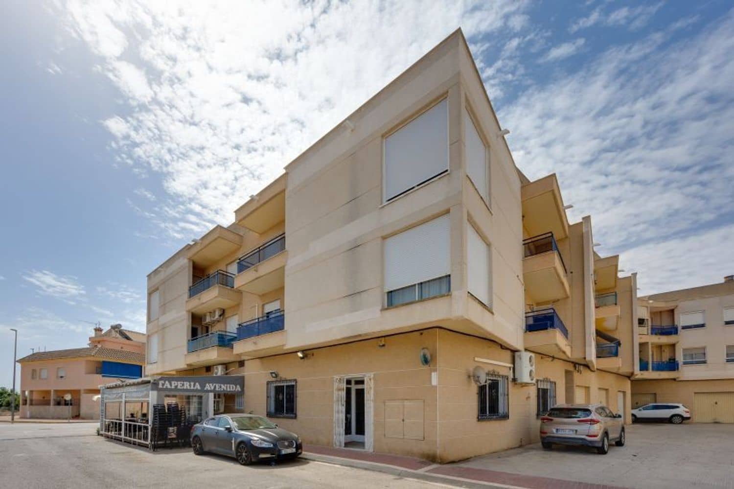 Commercial for sale in San Fulgencio - € 77,500 (Ref: 10020070)