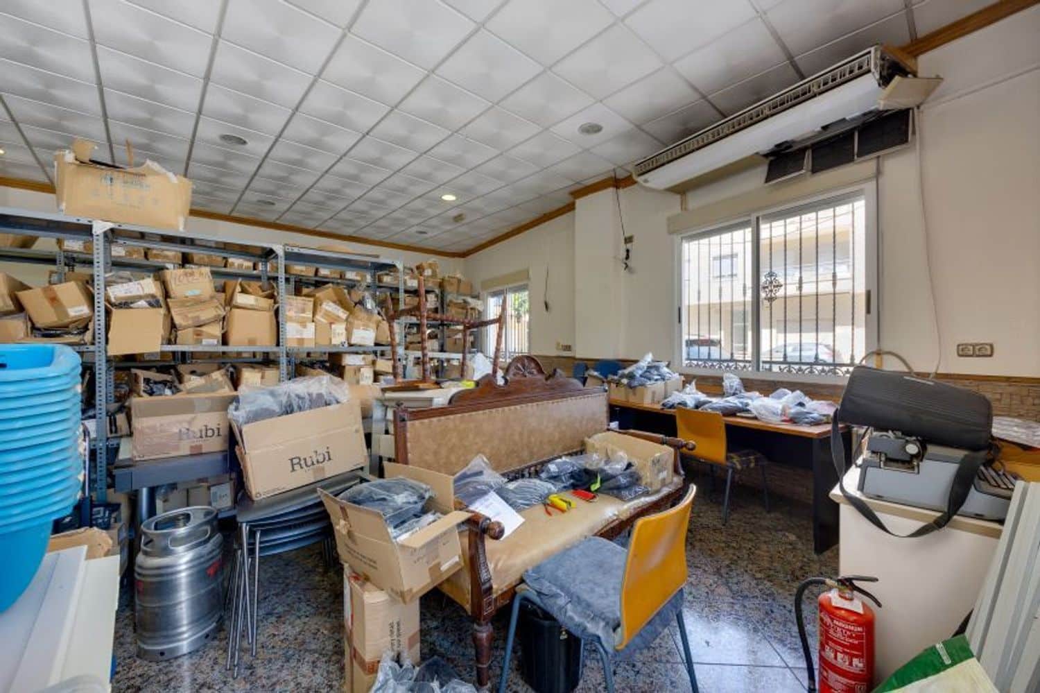 Commercial for sale in San Fulgencio - € 77,500 (Ref: 10020070)