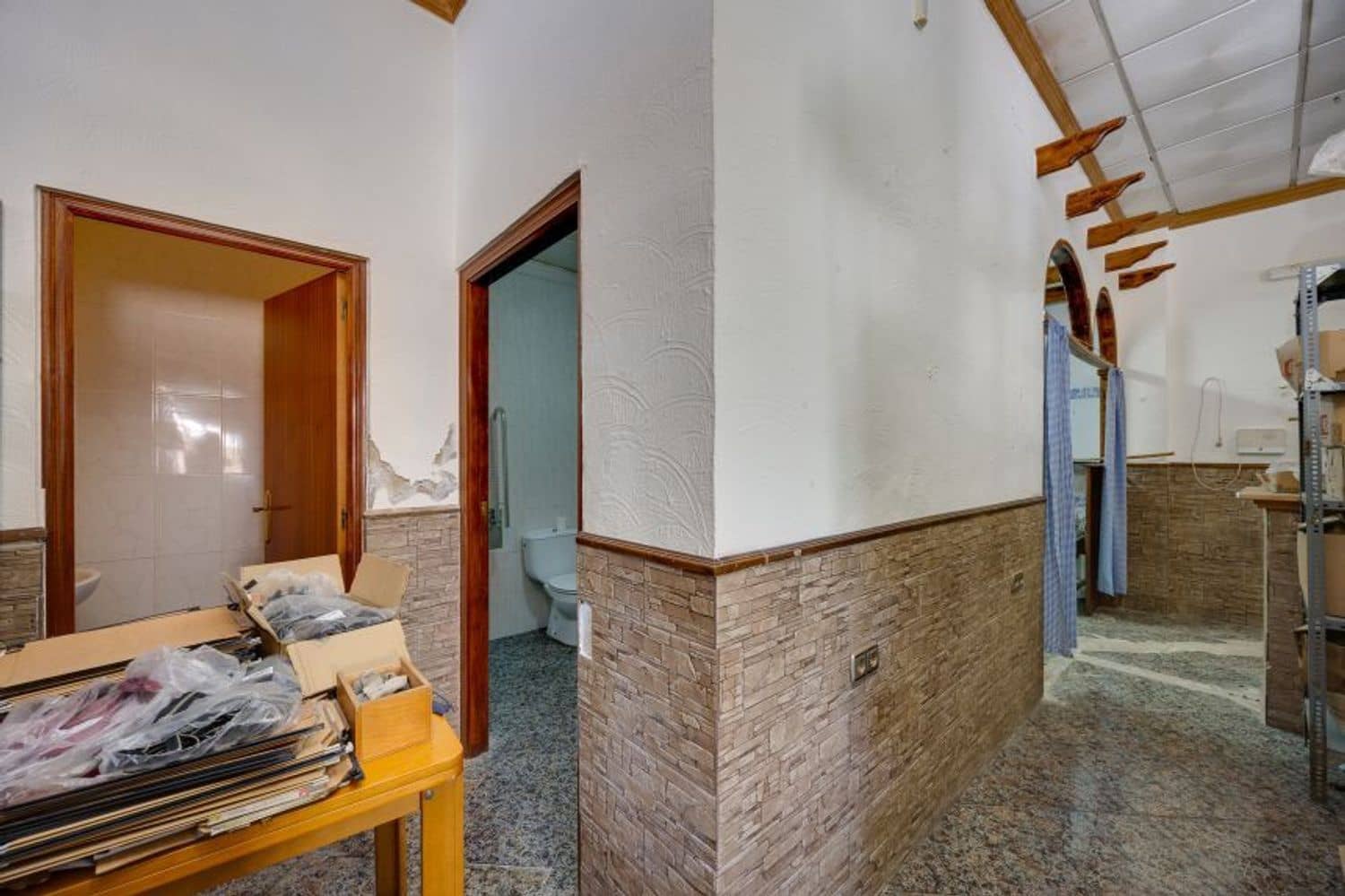 Commercial for sale in San Fulgencio - € 77,500 (Ref: 10020070)