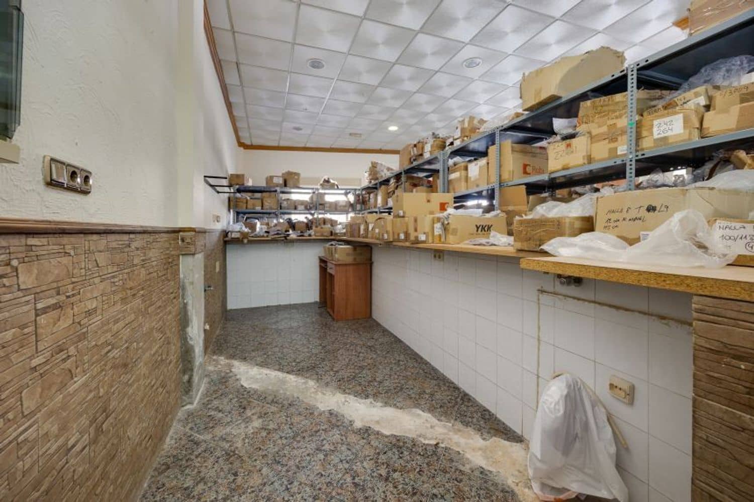 Commercial for sale in San Fulgencio - € 77,500 (Ref: 10020070)