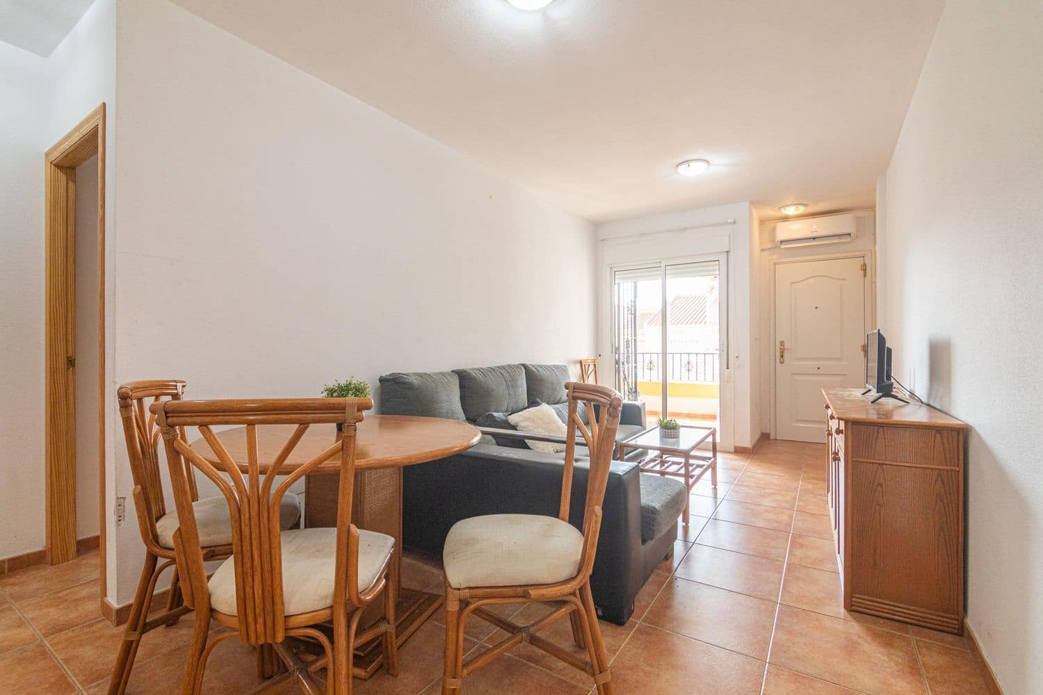 2 sovrum Lägenhet till salu i Orihuela med pool garage - 103 000 € (Ref: 10101287)