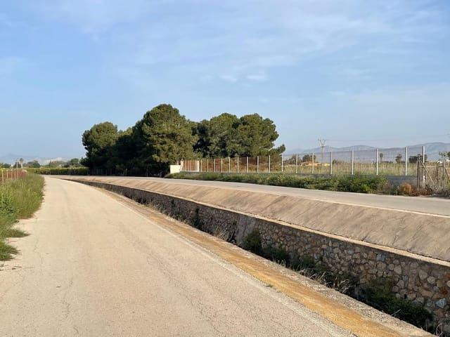 Mark till salu i Daya Nueva - 98 000 € (Ref: 10101291)