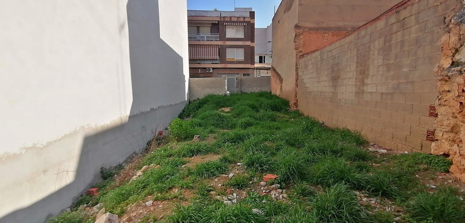 Mark till salu i Santa Pola - 160 000 € (Ref: 10101292)