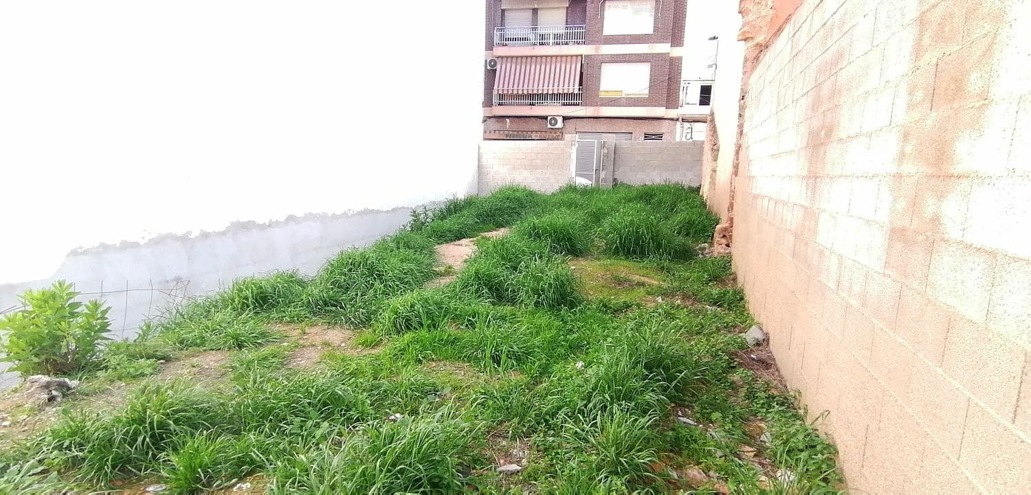 Mark till salu i Santa Pola - 160 000 € (Ref: 10101292)