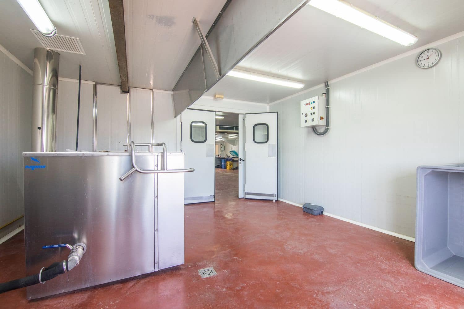 Commercial for sale in Santa Pola - € 538,000 (Ref: 10101293)