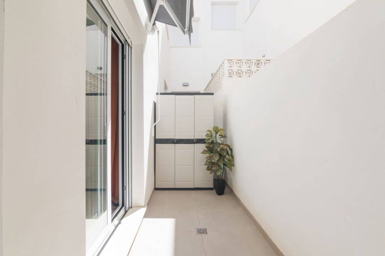Apartamento de 2 habitaciones en Gran Alacant en venta con piscina garaje - 250.000 € (Ref: 10108783)