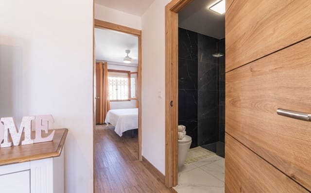 2 soveværelse Byhus til salg i Playa Tamarit - Playa Lissa, Santa Pola med garage - € 165.000 (Ref: 10158913)