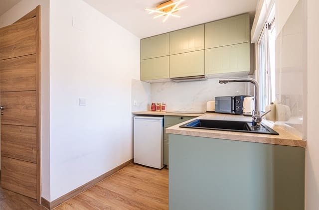 2 soveværelse Byhus til salg i Playa Tamarit - Playa Lissa, Santa Pola med garage - € 165.000 (Ref: 10158913)
