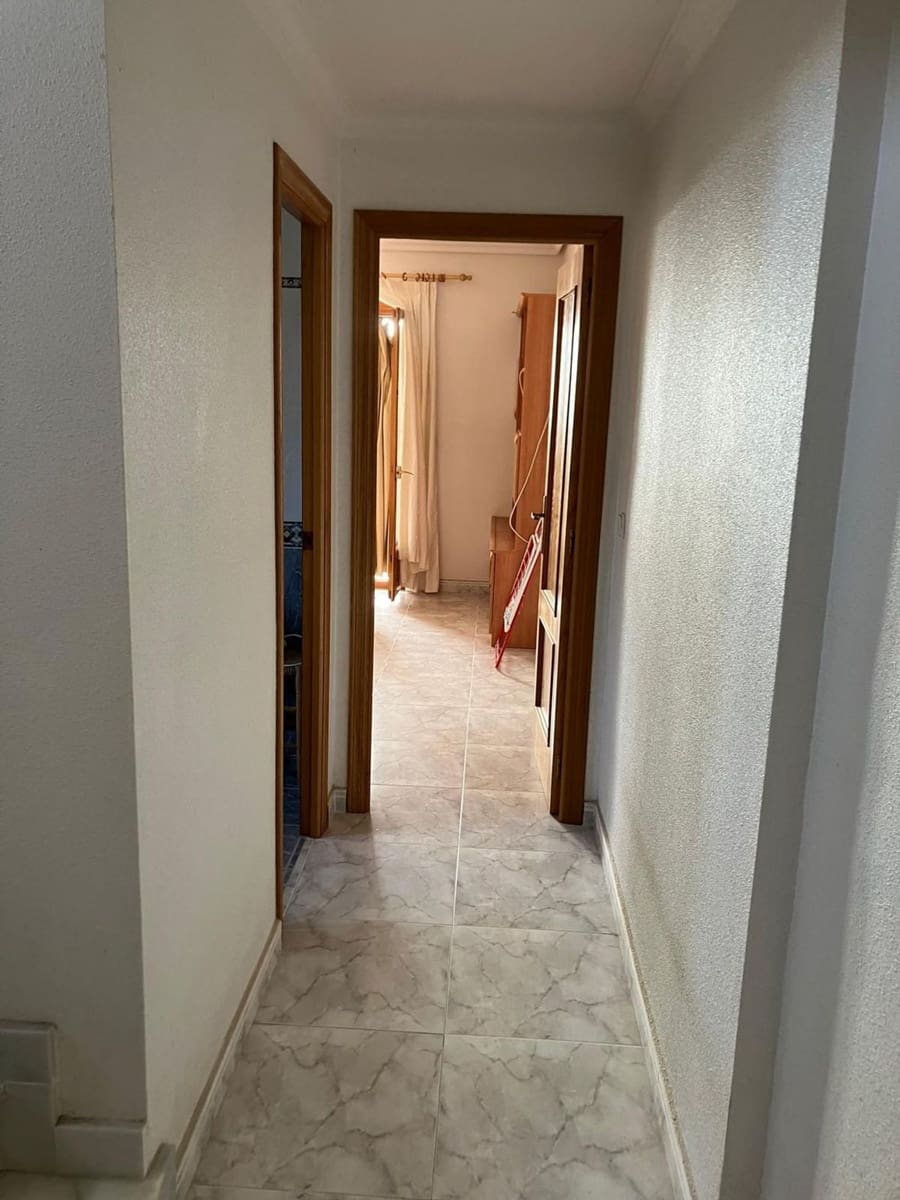 3 soveværelse Byhus til leje i Santa Pola med garage - € 900 (Ref: 10176147)