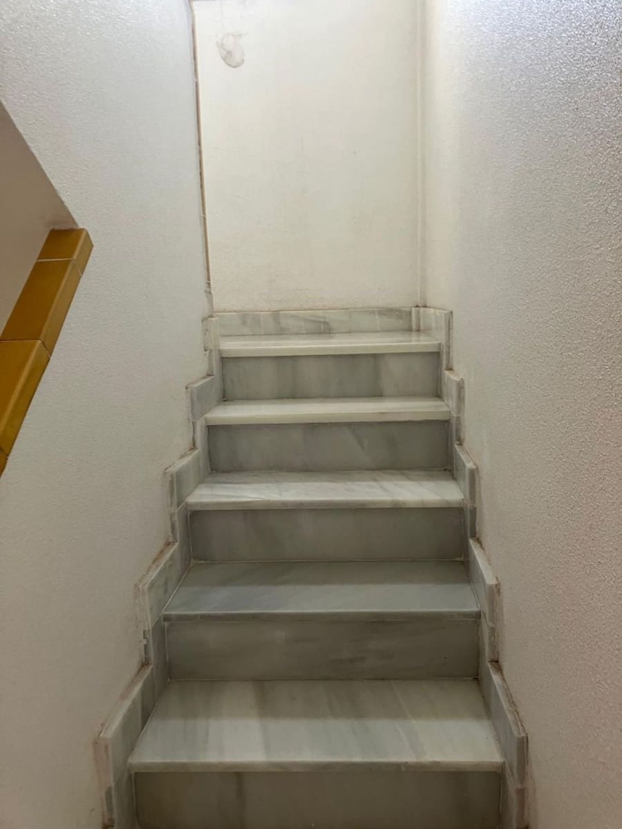 3 soveværelse Byhus til leje i Santa Pola med garage - € 900 (Ref: 10176147)