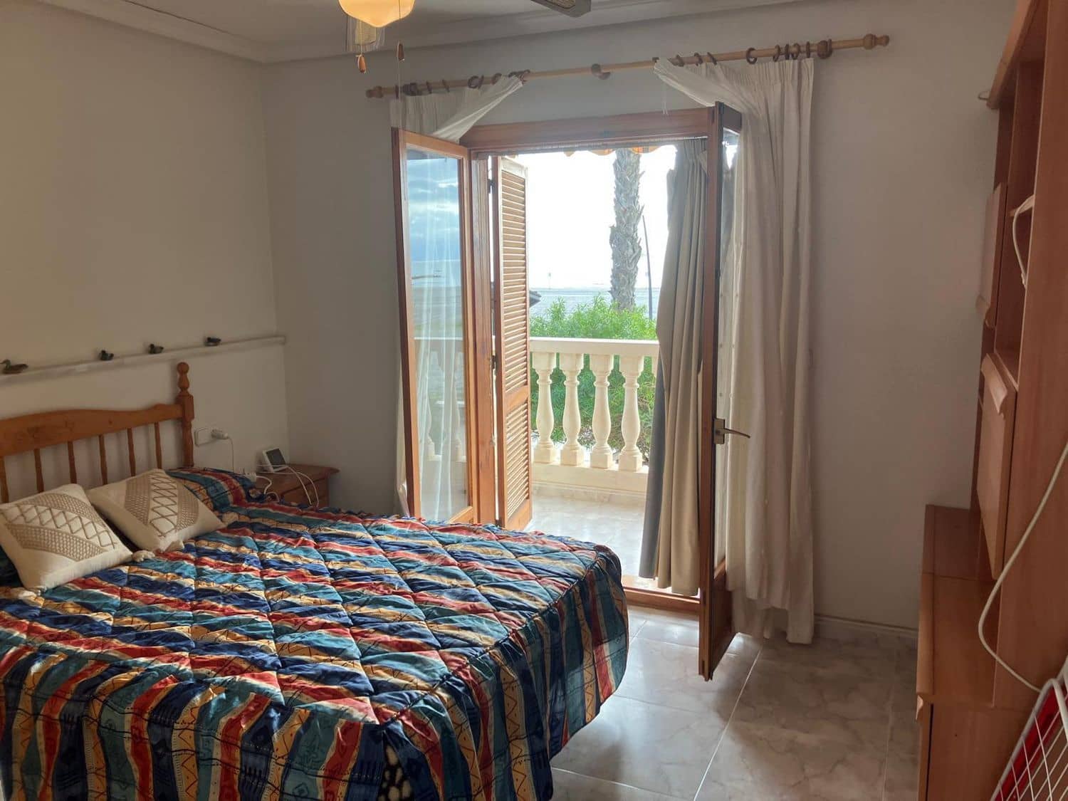 3 soveværelse Byhus til leje i Santa Pola med garage - € 900 (Ref: 10176147)