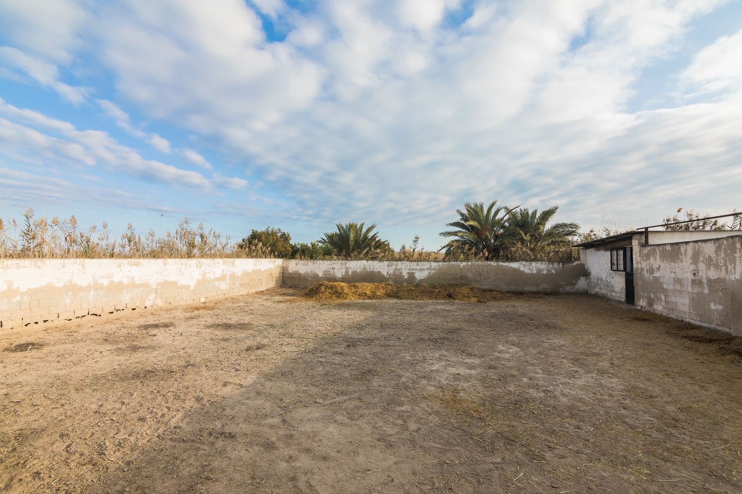 4 bedroom Finca/Country House for sale in Elche / Elx with garage - € 370,000 (Ref: 8697739)