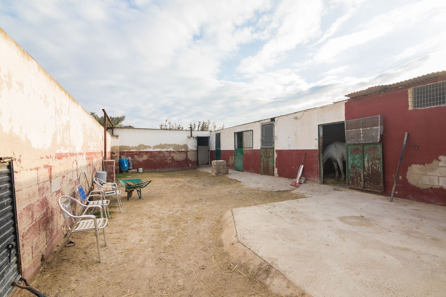 4 bedroom Finca/Country House for sale in Elche / Elx with garage - € 370,000 (Ref: 8697739)