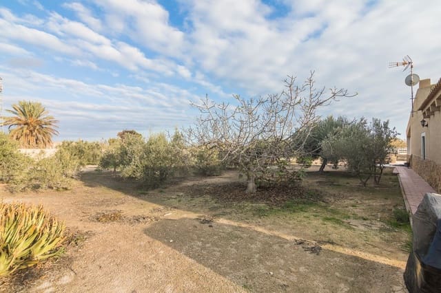 4 bedroom Finca/Country House for sale in Las Bayas, Elche / Elx with garage - € 370,000 (Ref: 8697739)