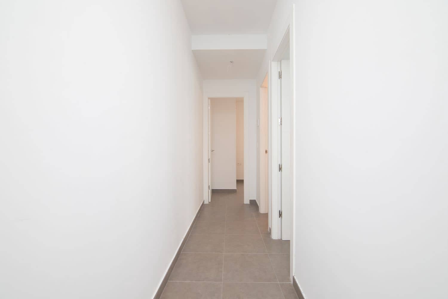 3 sypialnia Dom na sprzedaż w Gran Alacant z basenem garażem - 295 000 € (Ref: 8735175)