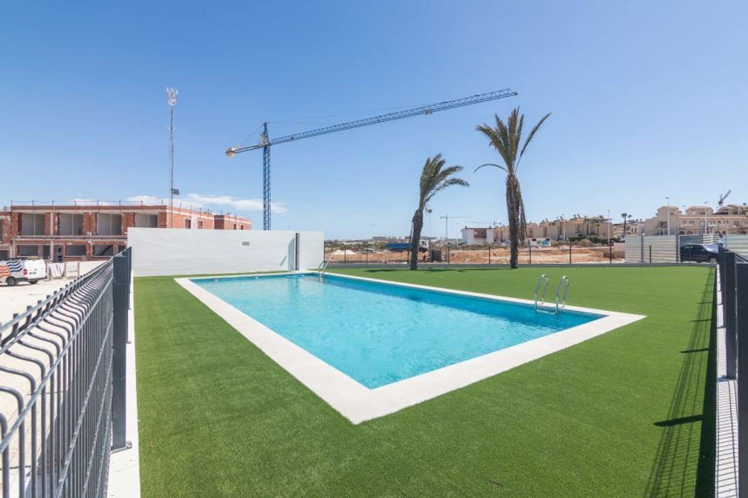 3 sypialnia Dom na sprzedaż w Gran Alacant z basenem garażem - 295 000 € (Ref: 8735175)