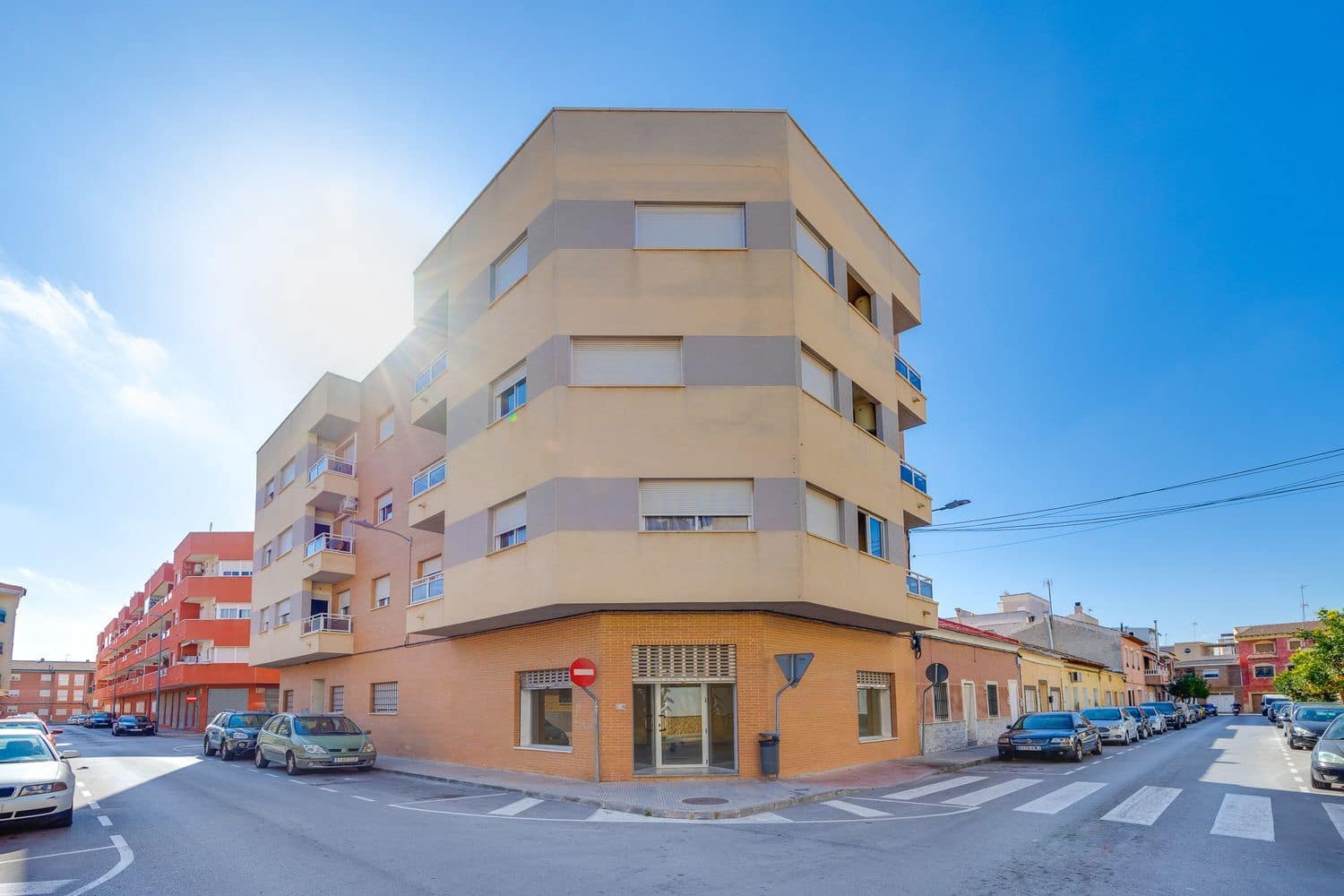 Erhverv til salg i Almoradi - € 63.000 (Ref: 8821176)