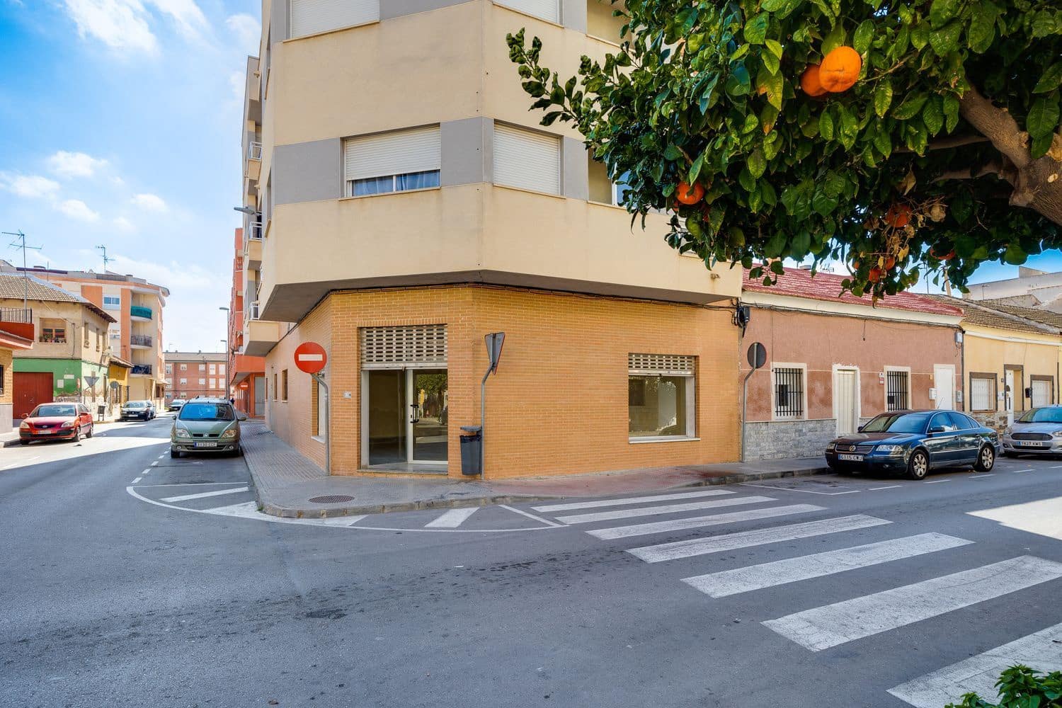 Erhverv til salg i Almoradi - € 63.000 (Ref: 8821176)