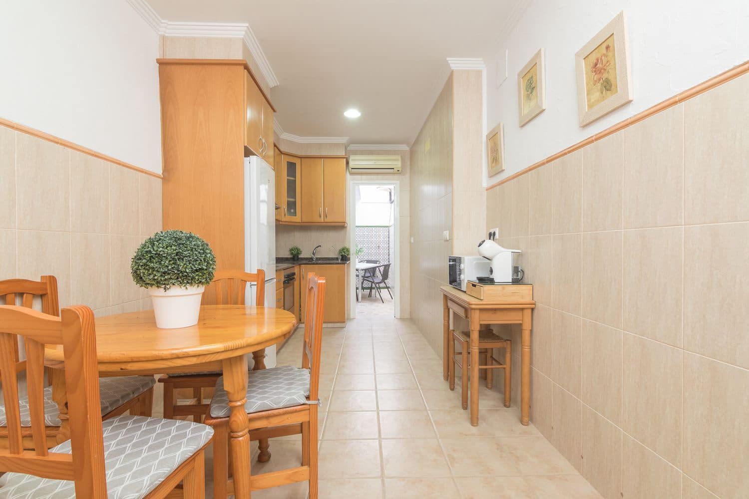 3 bedroom Townhouse for sale in Santa Pola with garage - € 159,000 (Ref: 8969763)