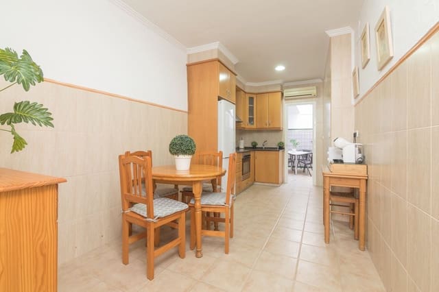 3 bedroom Townhouse for sale in Playa Levante, Santa Pola with garage - € 159,000 (Ref: 8969763)