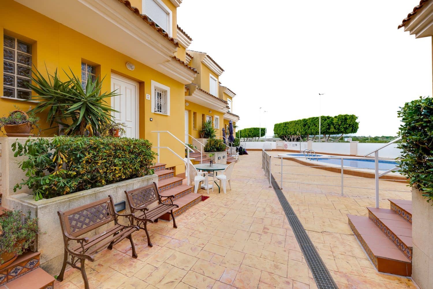 Casa de 2 habitaciones en Rojales en venta con piscina garaje - 168.000 € (Ref: 9002705)