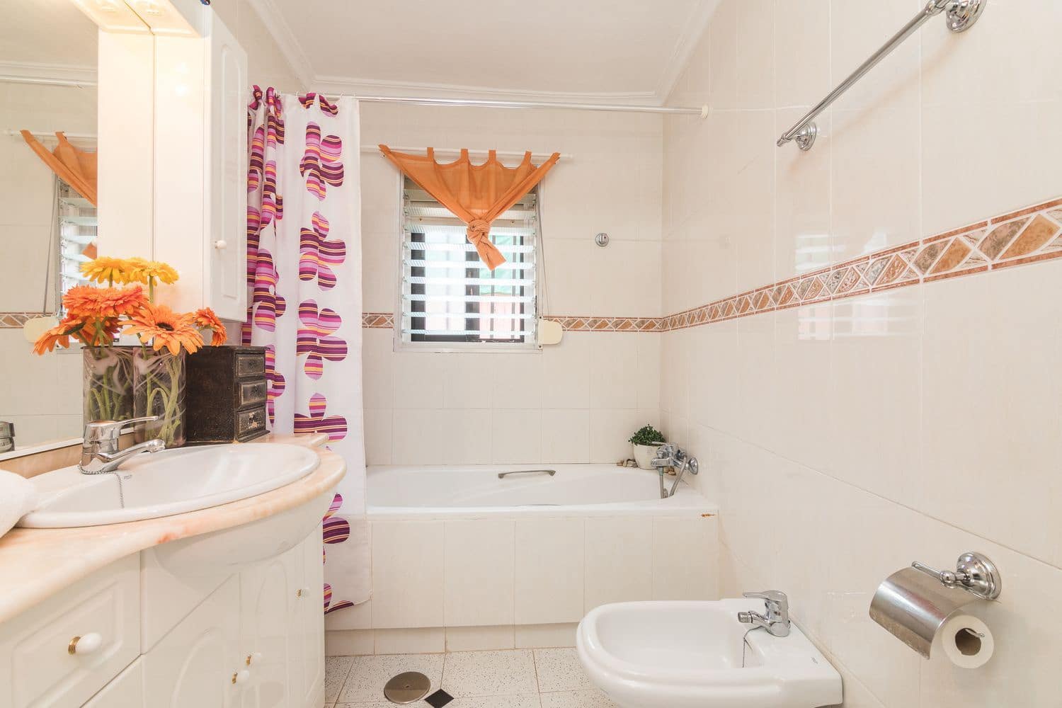 5 soveværelse Villa til salg i Tibi med swimmingpool garage - € 385.000 (Ref: 9050726)