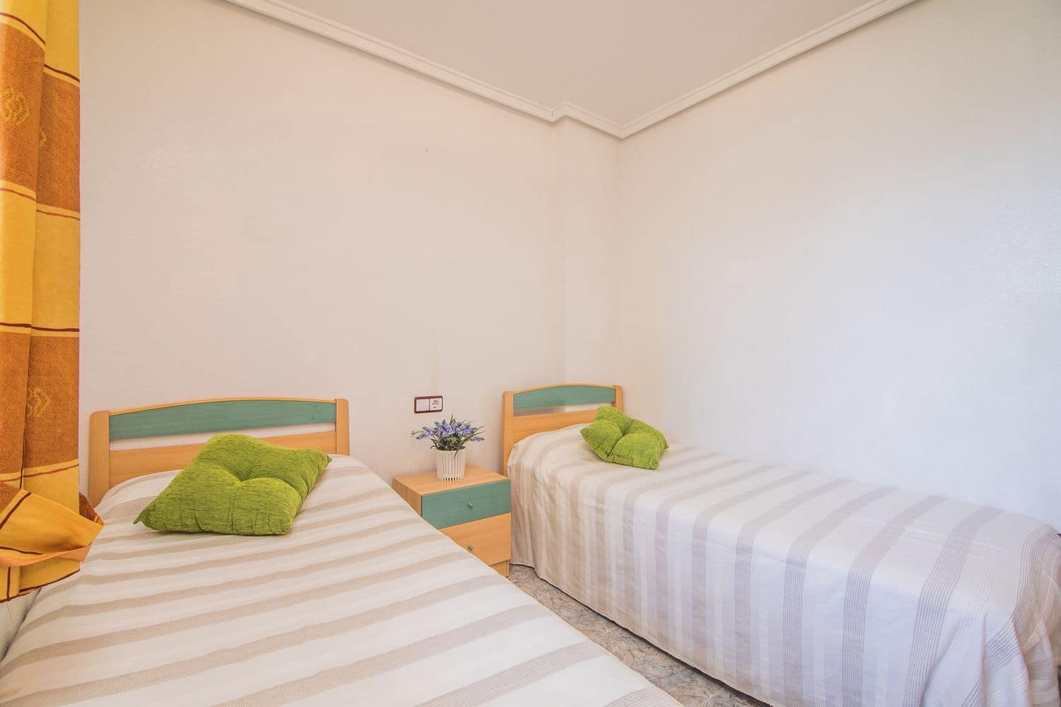 2 chambre Appartement à vendre à Arenales del Sol avec piscine - 195 000 € (Ref: 9163304)