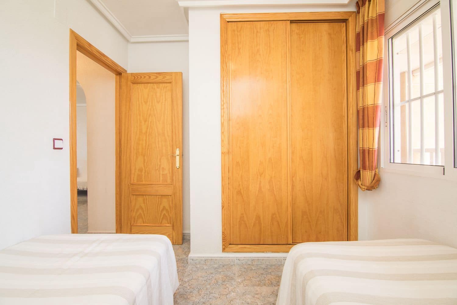 2 chambre Appartement à vendre à Arenales del Sol avec piscine - 195 000 € (Ref: 9163304)