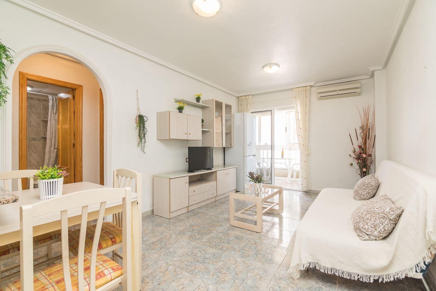 2 chambre Appartement à vendre à Arenales del Sol avec piscine - 195 000 € (Ref: 9163304)