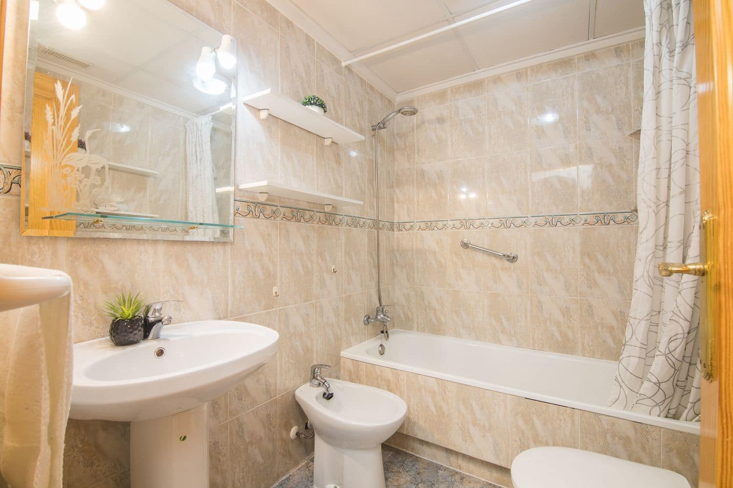 2 chambre Appartement à vendre à Arenales del Sol avec piscine - 195 000 € (Ref: 9163304)