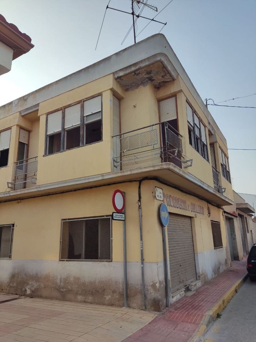 4 soveværelse Byhus til salg i San Fulgencio med garage - € 90.000 (Ref: 9170941)