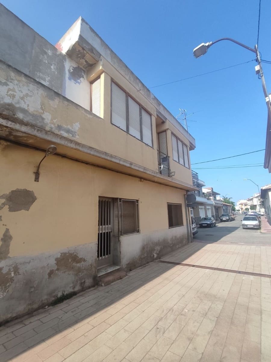 4 soveværelse Byhus til salg i San Fulgencio med garage - € 90.000 (Ref: 9170941)