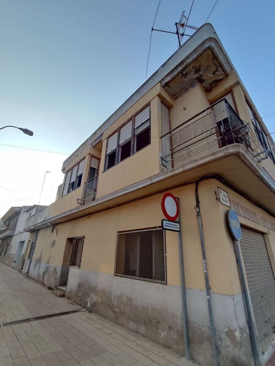 4 soveværelse Byhus til salg i San Fulgencio med garage - € 90.000 (Ref: 9170941)