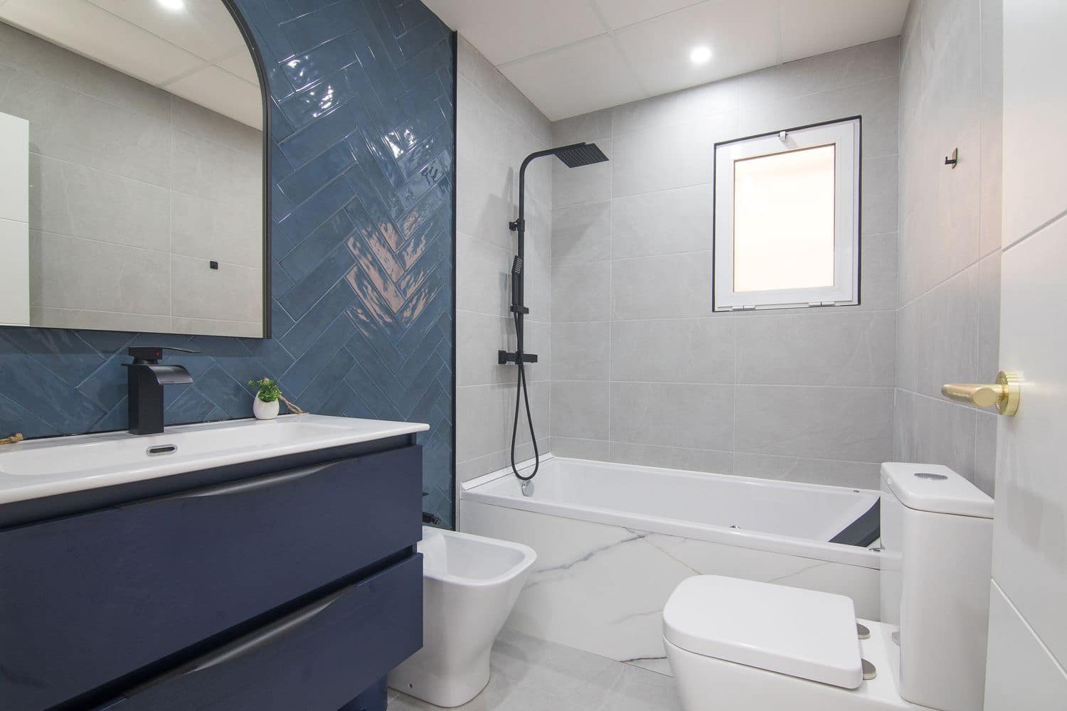 3 bedroom Apartment for sale in Santa Pola with garage - € 229,500 (Ref: 9254567)