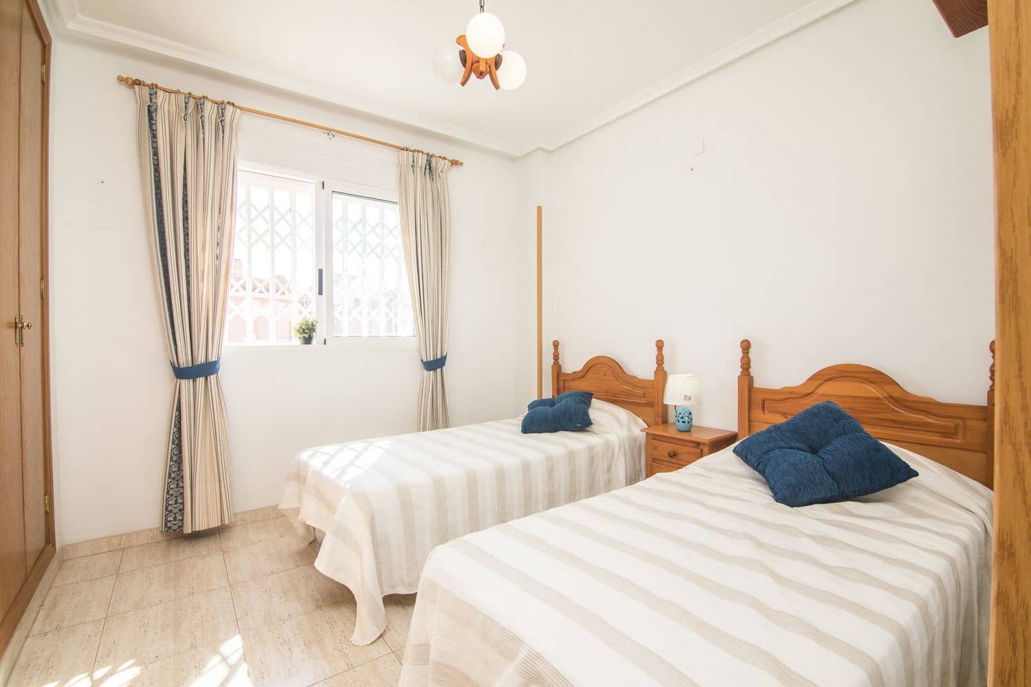 2 bedroom Apartment for sale in Santa Pola with pool garage - € 230,000 (Ref: 9395585)