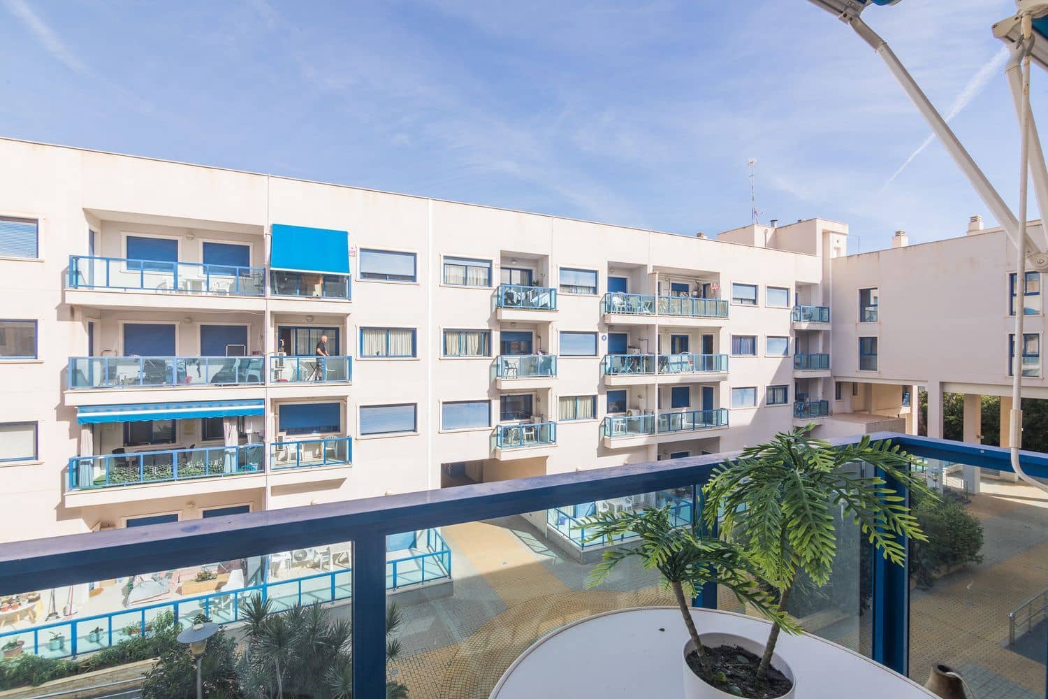 1 soverom Leilighet til salgs i Alicante by med svømmebasseng garasje - € 169 900 (Ref: 9395586)