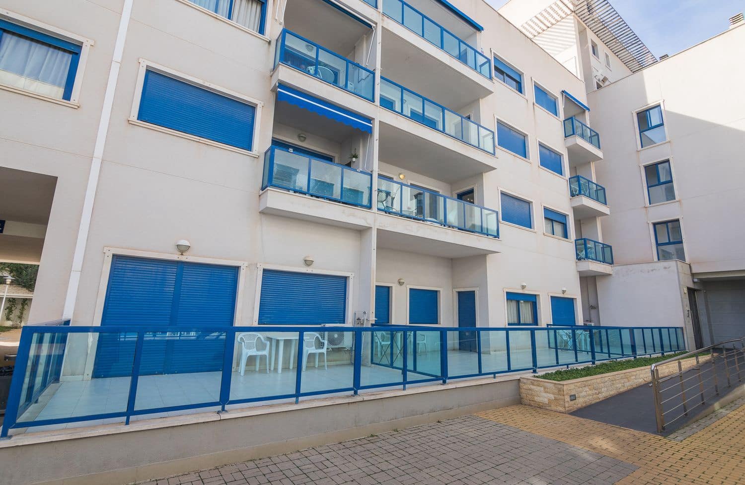 1 soverom Leilighet til salgs i Alicante by med svømmebasseng garasje - € 169 900 (Ref: 9395586)