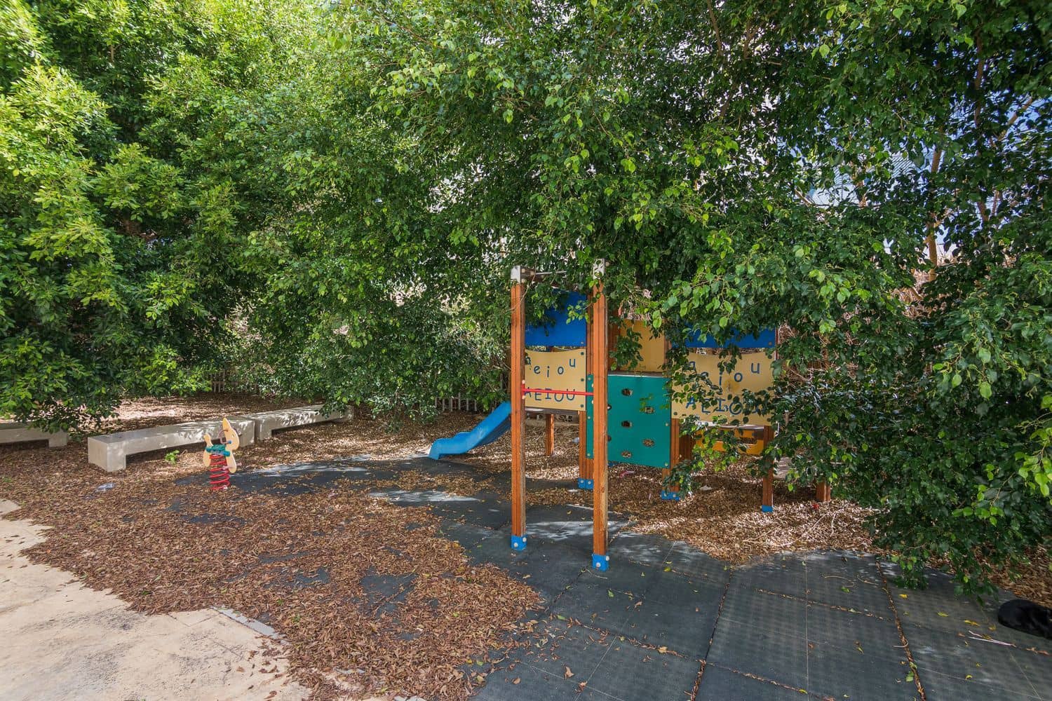 1 soverom Leilighet til salgs i Alicante by med svømmebasseng garasje - € 169 900 (Ref: 9395586)